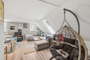 großes Wohnzimmer
