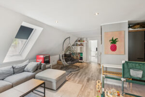 großes Wohnzimmer