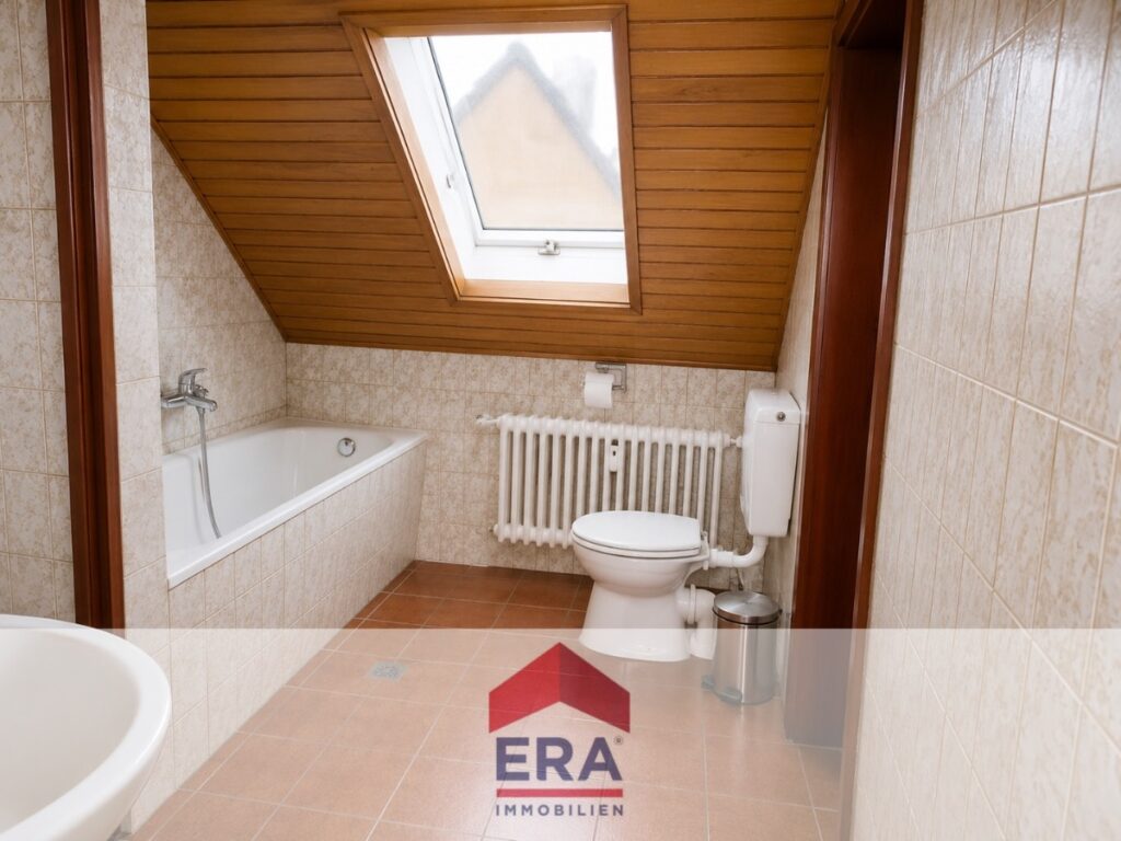 Badezimmer Maisonettenwohnung im Hauptgebäude