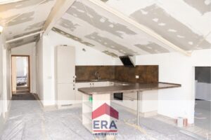 4 Zimmer Wohnung - Küche