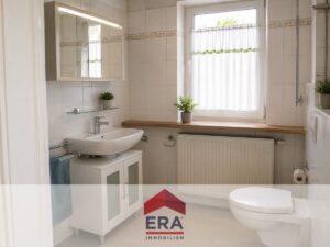 Badezimmer / 2 Wohnung im EG