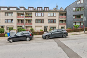 Gepflegtes Mehrfamilienhaus